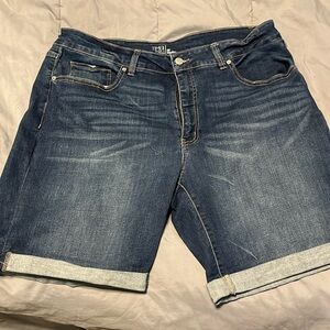 Jean shorts size 20